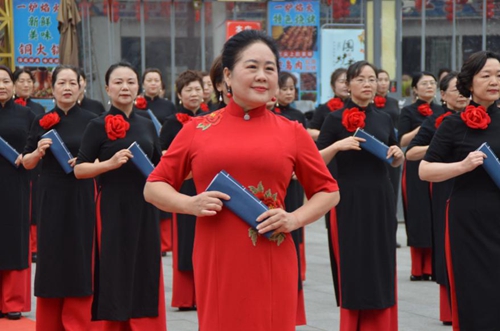 “三八”妇女节，9YS商学院南充分院妇联举行户外活动