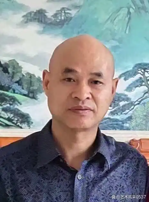 马君声被授予一代艺术大师称号