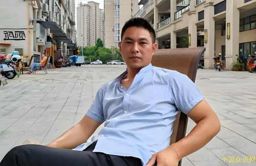 演员常勇：扛起责任、扎根在观众心中